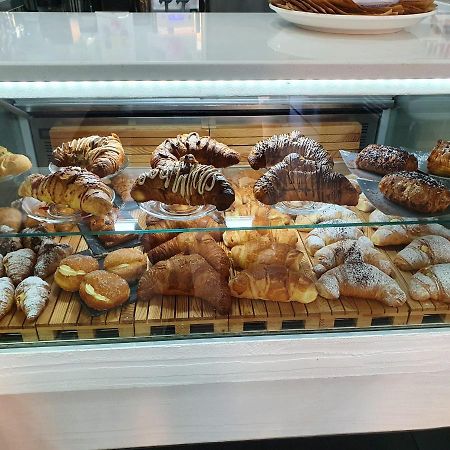 مبيت وإفطار كروتوني Le Stanze Di Dalia المظهر الخارجي الصورة